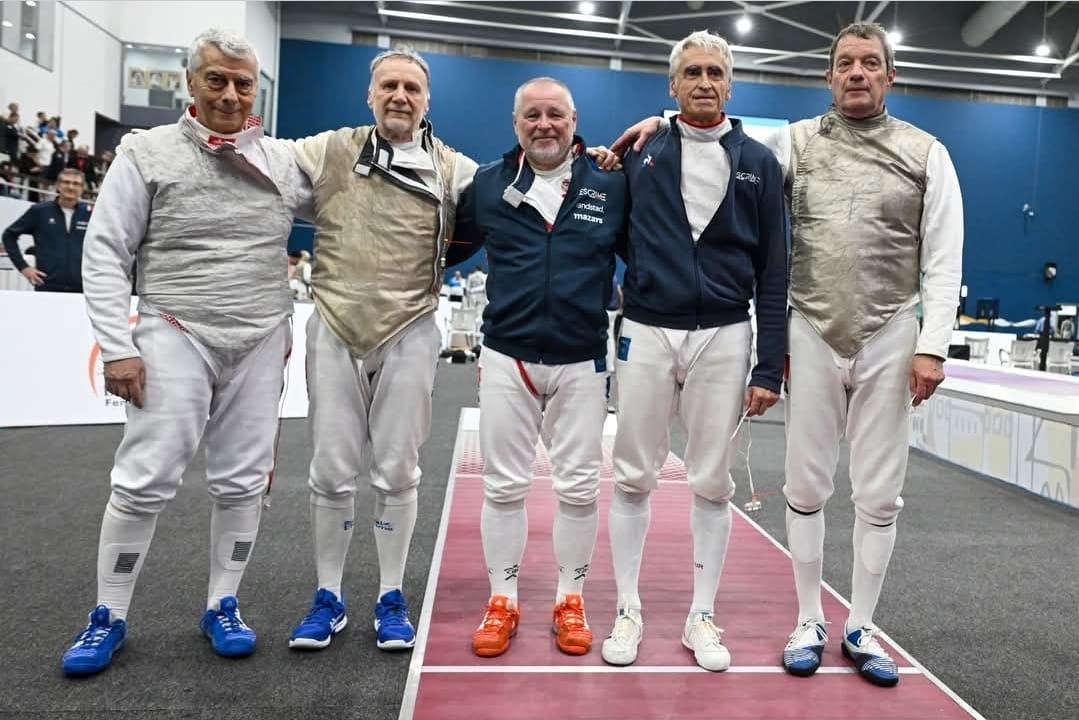 PHOTO-2025-11-23-15-14-17